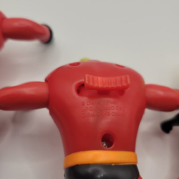McDonald’s Toys - Disney’s Incredibles Toy Lot of 3 flash & Mr Incredible 2004 - Picture 4 of 5